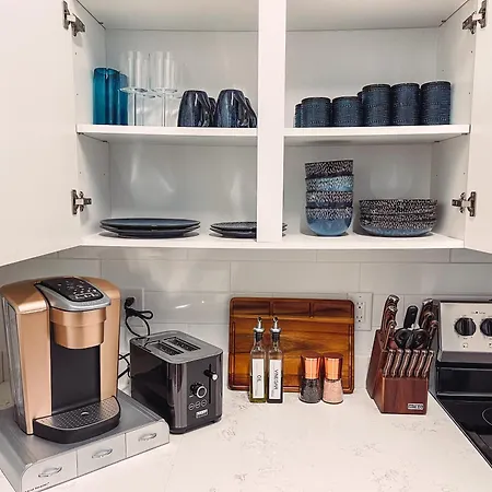 Villa Dolly'S Yacht Club - Cozy Retreat Near Broadway